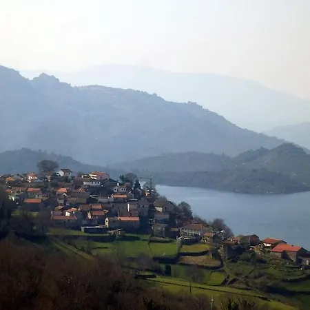 Casa Albelo Do Geres Lantgård Montalegre