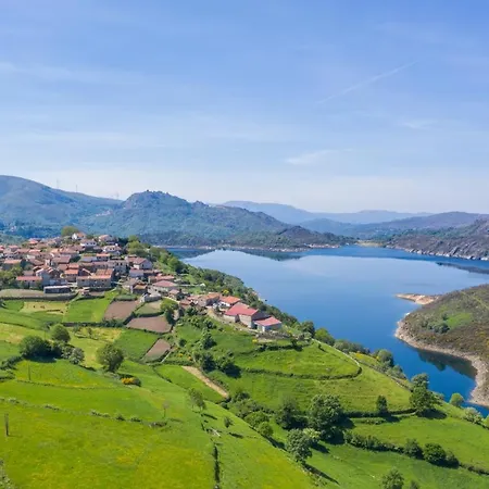 Casa Albelo Do Geres * Montalegre