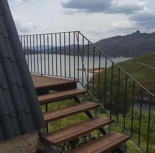 Casa Albelo Do Geres Κατάλυμα σε φάρμα *